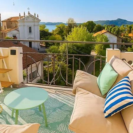 Casa Carlotta - View *